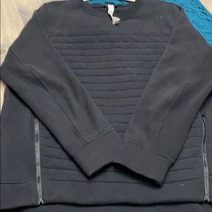Lululemon sweat shirt 12